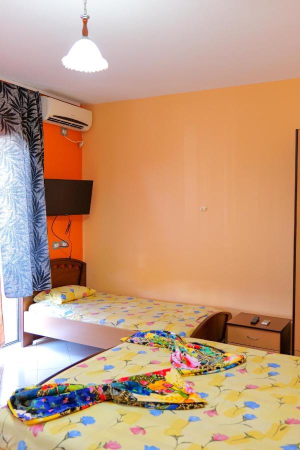 Vila Lida Sarandë Exterior foto